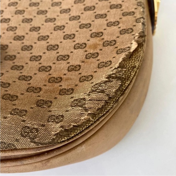 Gucci Tan Monogram Shoulder Bag - Picture 10 of 14